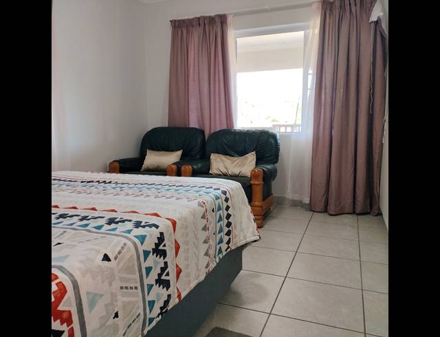 4 BEDROOM FREESTANDING FOR SALE IN DOLPHIN CREEK GOLF ESTATE